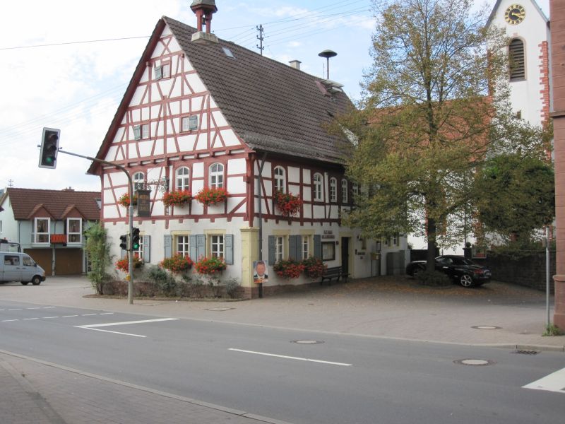 
    
            
                    Rathaus
                
        
